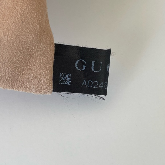 GUCCI SUPREME GG SHOULDER BAG - Picture 15 of 16